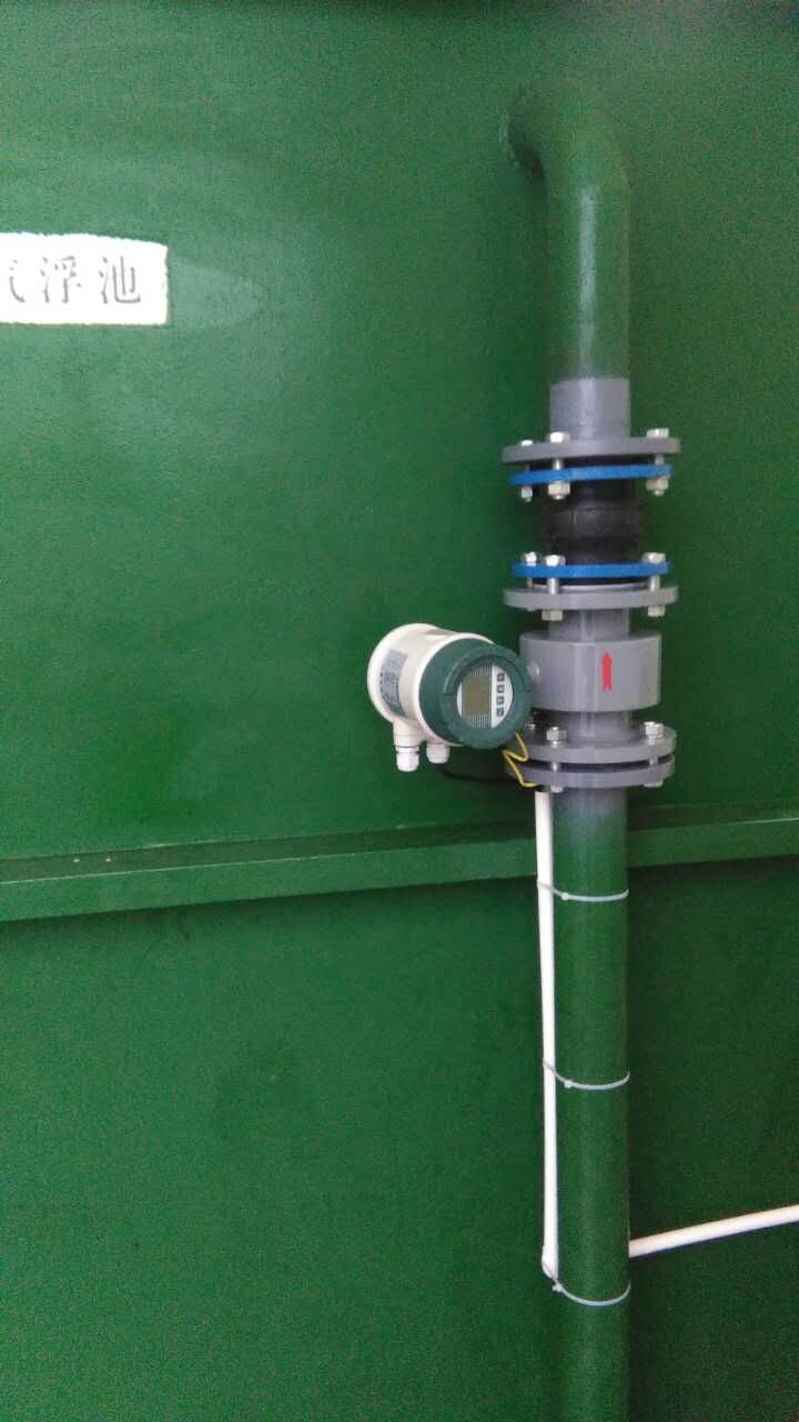 精準(zhǔn)流量測控新標(biāo)桿 DN150管道式電磁流量計(jì)與智能轉(zhuǎn)換器全面解析